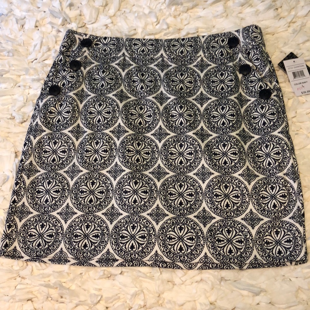 NWT Patterned Pencil Skirt with pockets